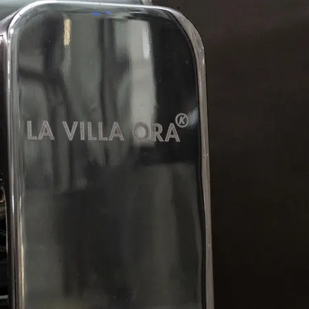 La Ora * Αντίμπ